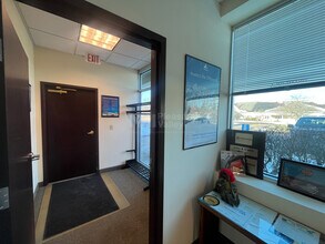 561-591 Boston Mills Rd, Hudson, OH à louer Photo intérieure- Image 1 de 6