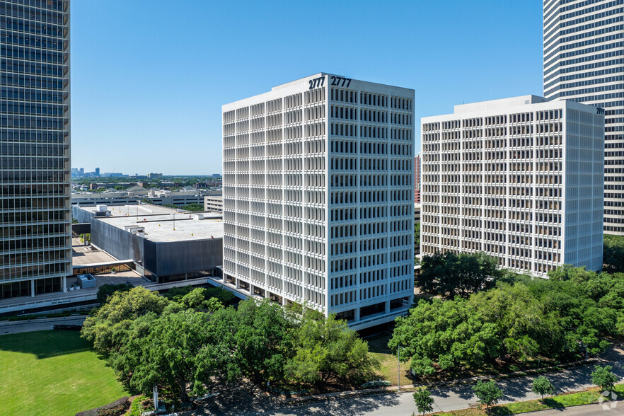 2777 Allen Pky, Houston, TX for lease - Primary Photo - Image 1 of 5