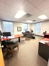 3659 Green Rd, Beachwood, OH à louer Photo intérieure- Image 2 de 6