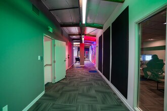 4209 Vanowen Pl, Burbank, CA for lease Interior Photo- Image 2 of 9