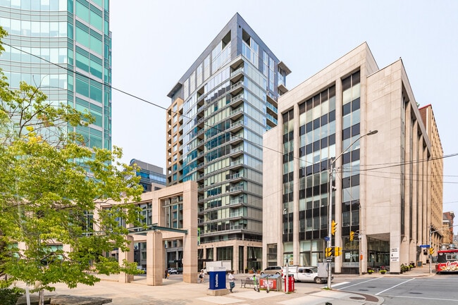 More details for 101 Queen St, Ottawa, ON - Retail for Lease