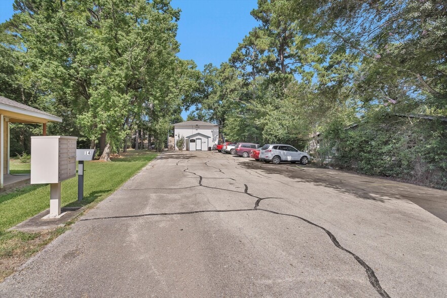 1107 Palestine St, Conroe, TX for sale - Building Photo - Image 3 of 24