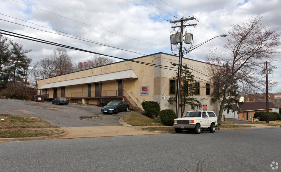 8120-8136 Cryden Way, Forestville, MD for sale - Primary Photo - Image 1 of 1