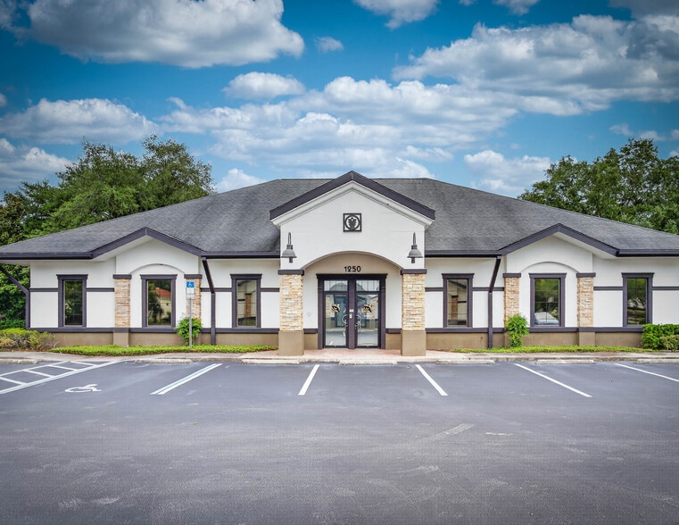 1250 City View Ctr, Oviedo, FL for lease - Building Photo - Image 3 of 15