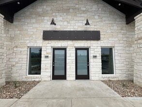 2631-2641 Gattis School Rd, Round Rock, TX à louer Photo du bâtiment- Image 2 de 12