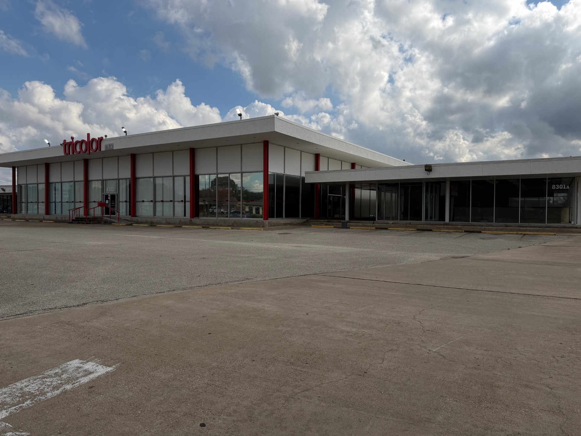 8301 Beechnut St, Houston, TX for lease Primary Photo- Image 1 of 27