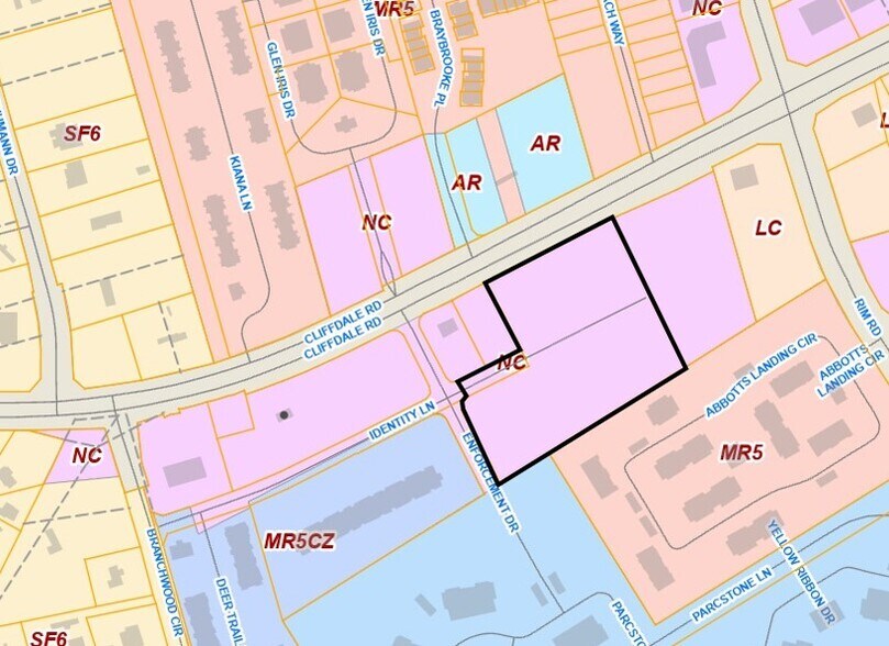 8292 Cliffdale Rd, Fayetteville, NC à vendre - Photo du bâtiment - Image 3 de 5