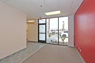 39665 Entrepreneur Ln, Palm Desert, CA à louer Photo intérieure- Image 1 de 10