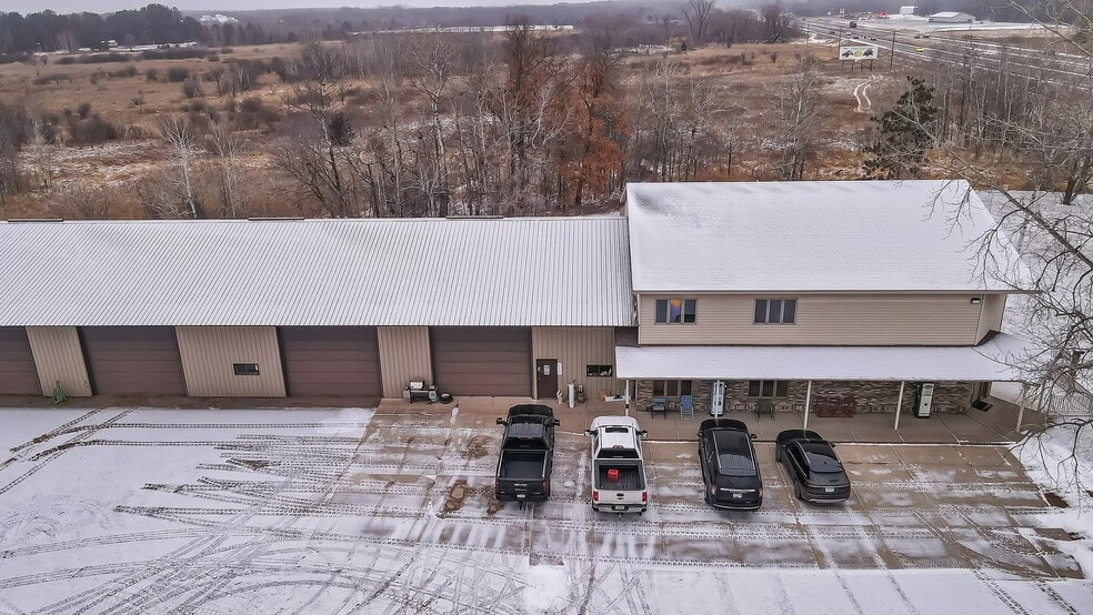 6225 Lark Rd NW, Sauk Rapids, MN à louer - Photo du bâtiment - Image 3 de 47