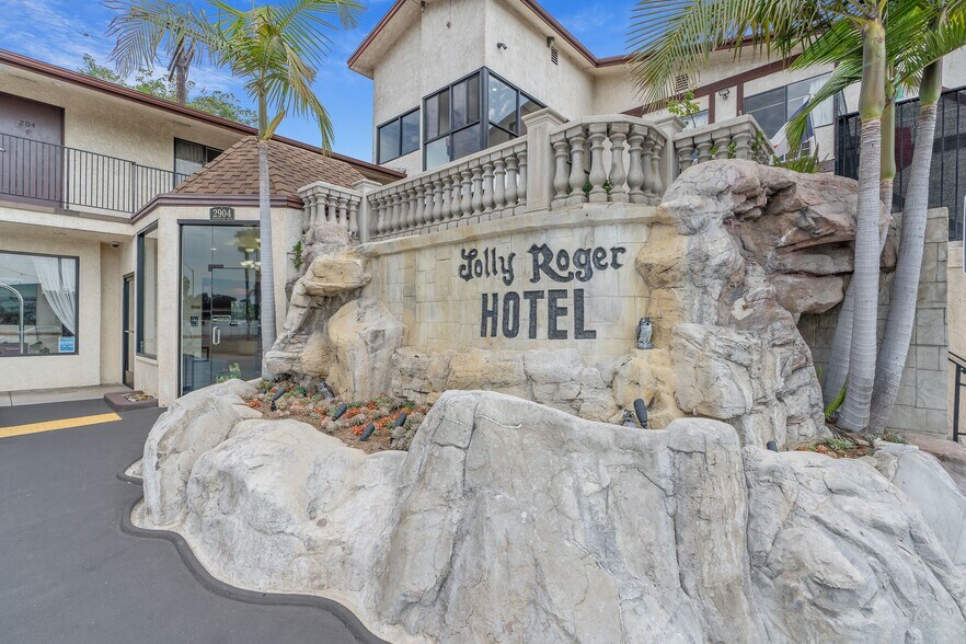 2904 Washington Blvd, Marina Del Rey, CA à vendre - Photo du bâtiment - Image 3 de 11