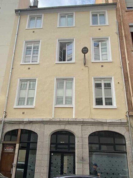 Bureau dans Lyon à louer - Photo du bâtiment - Image 2 de 9