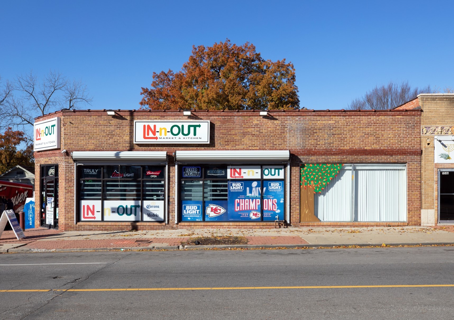 5546-5550 Troost Ave, Kansas City, MO à vendre Photo principale- Image 1 de 5