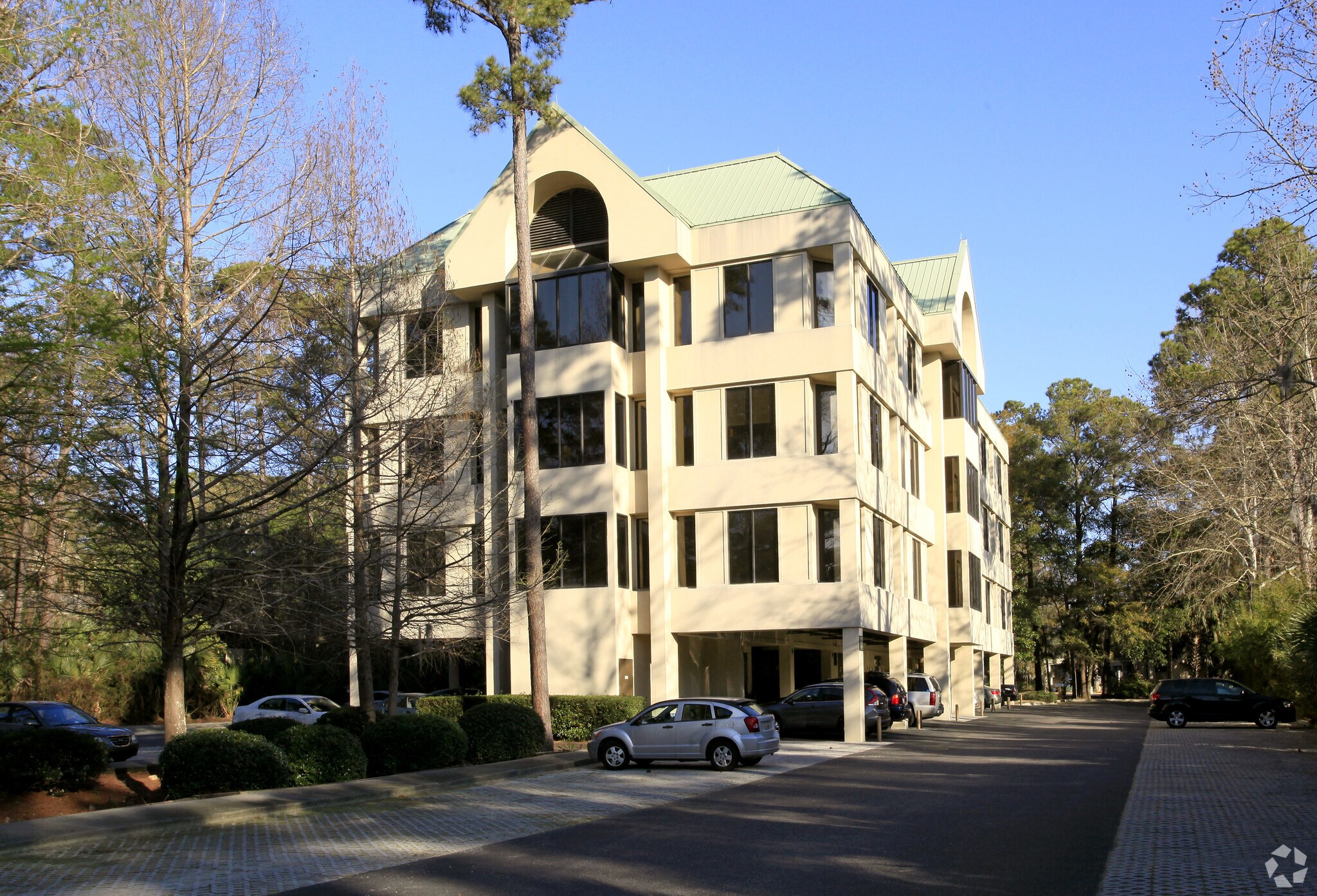 52 New Orleans Rd, Hilton Head Island, SC à vendre Photo du bâtiment- Image 1 de 86