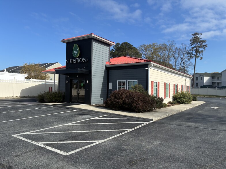 36983 Rehoboth Avenue Ext, Rehoboth Beach, DE for lease - Interior Photo - Image 2 of 6