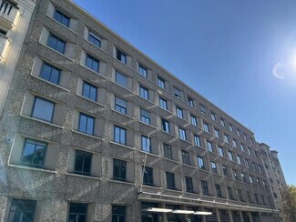 More details for 4 Avenue Du Recteur Poincaré, Paris - Office for Lease