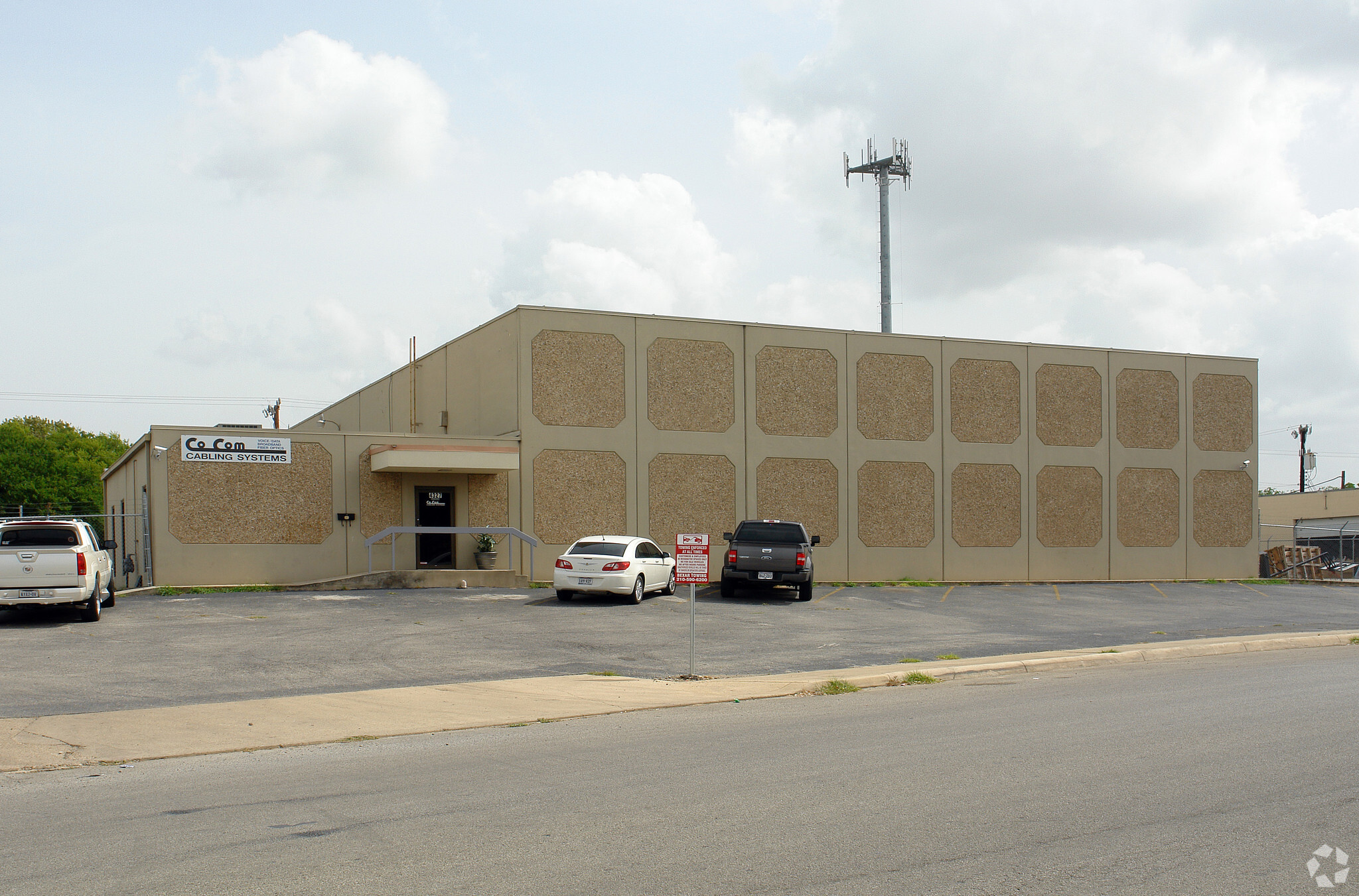 4327 Centergate St, San Antonio, TX for lease Primary Photo- Image 1 of 6