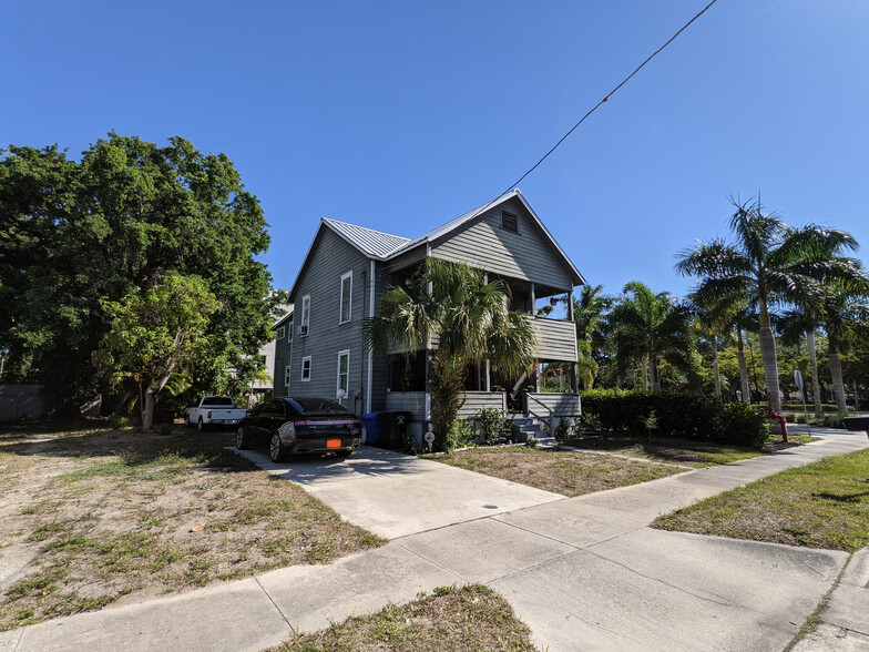 2163 Hoople St, Fort Myers, FL à vendre - Photo principale - Image 1 de 32