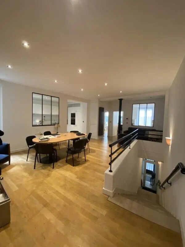 Office in Paris for sale Interior Photo- Image 1 of 6