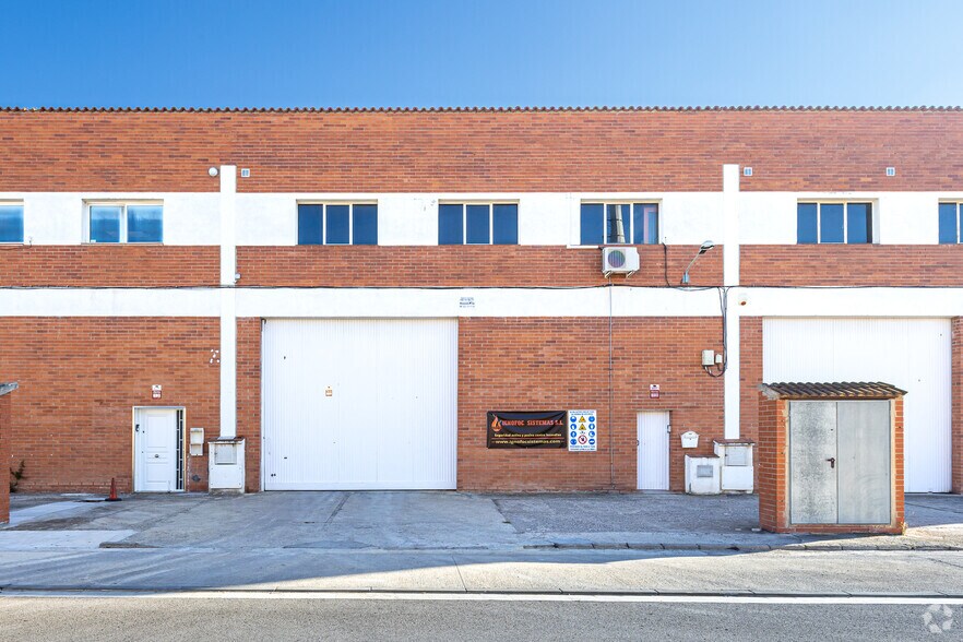 18 Carrer Marie Curie, Sant Esteve Sesrovires, Barcelona for sale - Primary Photo - Image 1 of 3
