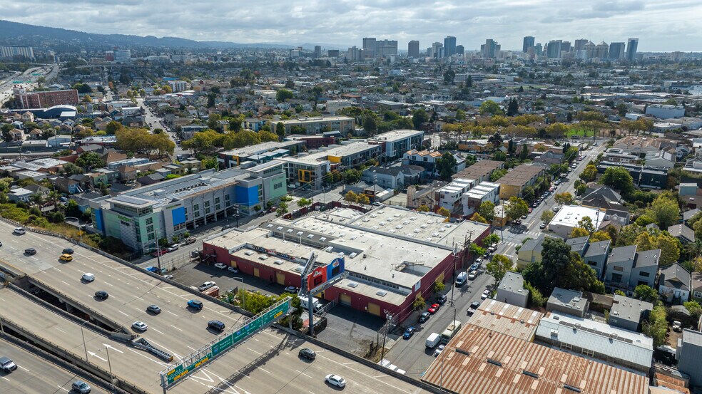 3421 Louise St, Oakland, CA à vendre - Photo du bâtiment - Image 3 de 6