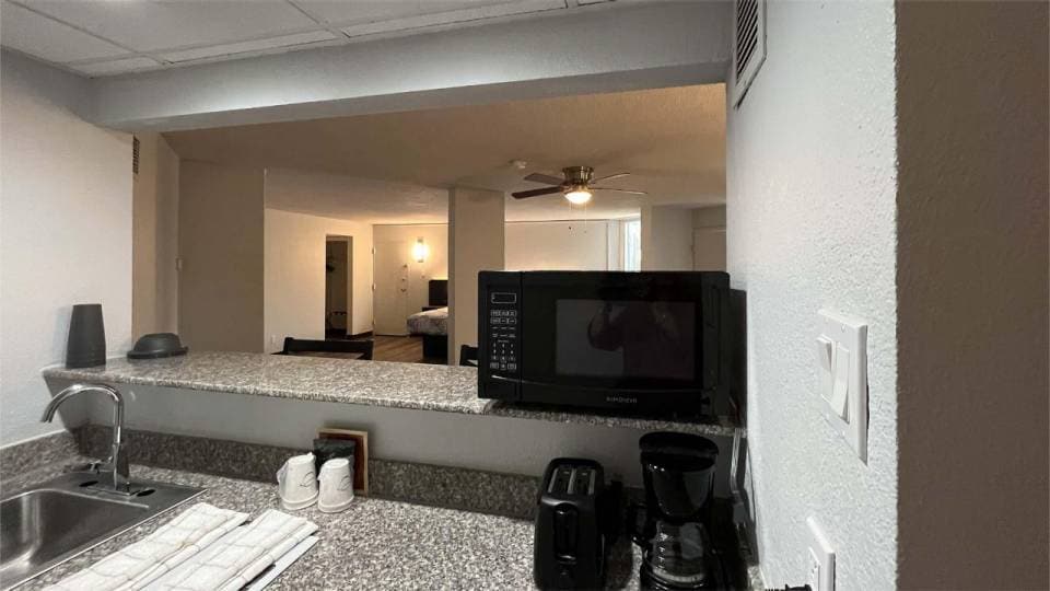 3400 South St, Nacogdoches, TX à vendre - Photo du bâtiment - Image 3 de 31