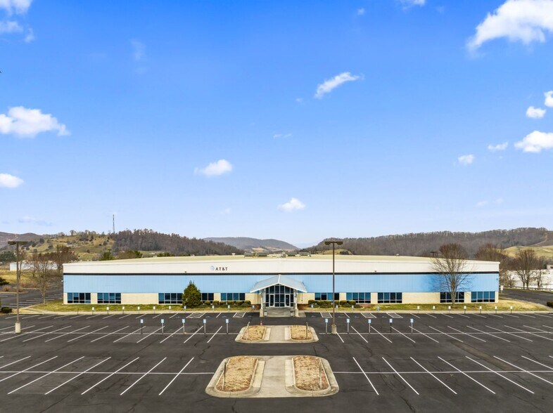 978 Regional Park Rd, Lebanon, VA à vendre - Photo du bâtiment - Image 1 de 24