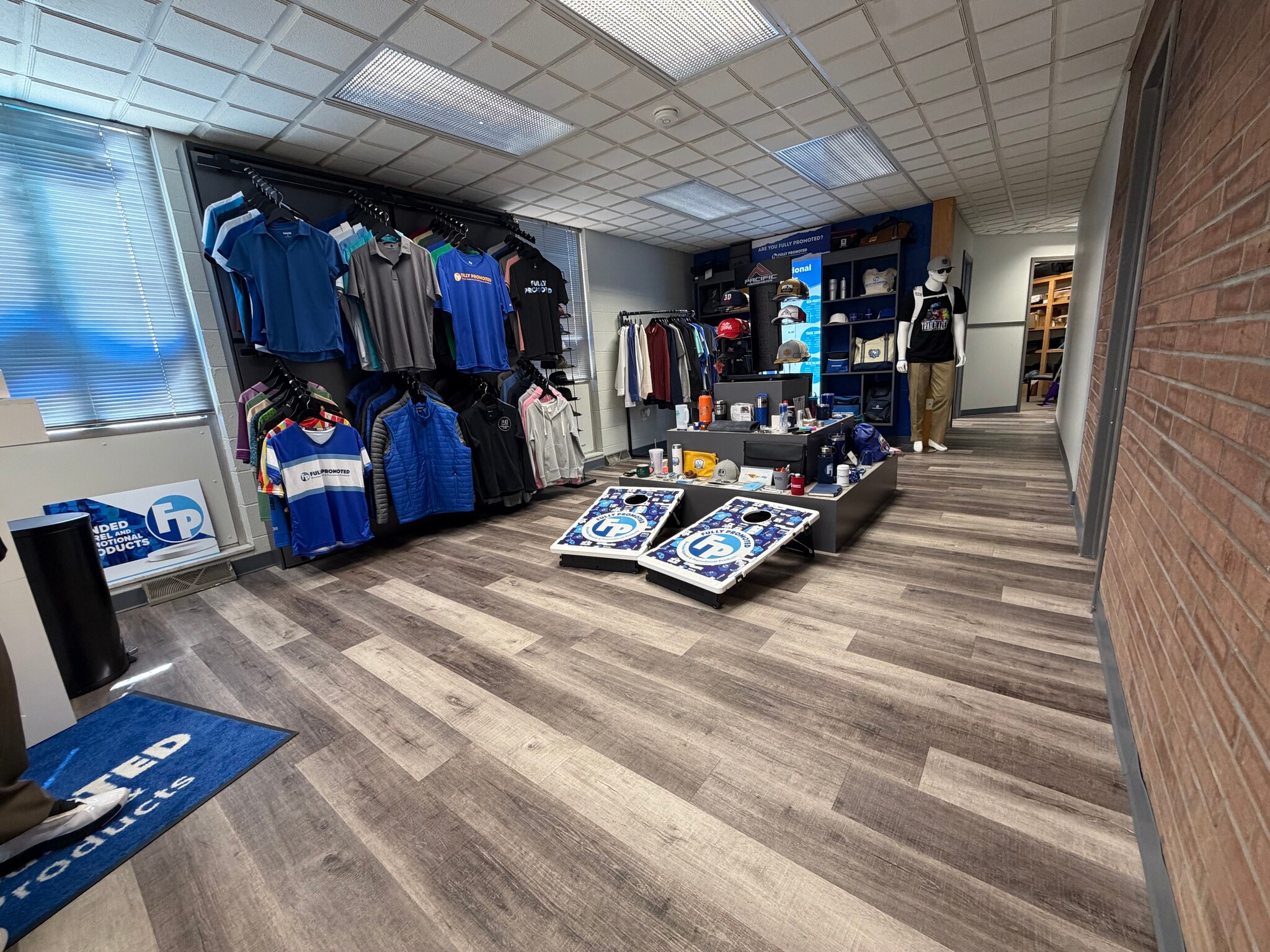 2780 N National Rd, Columbus, IN for lease Interior Photo- Image 1 of 2