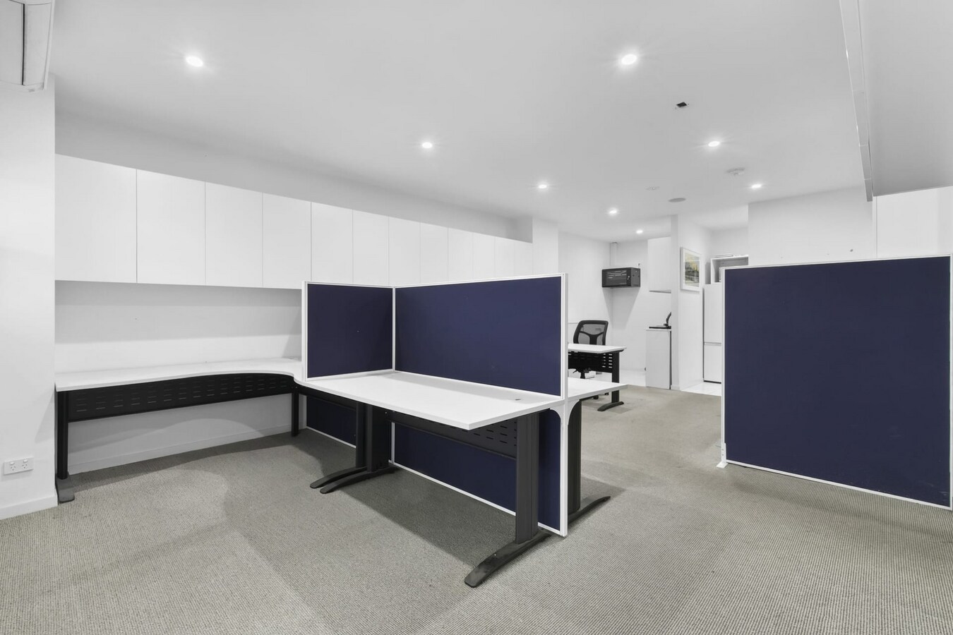 1-3 Moore Rd, FRESHWATER, NSW 2096 - Unit 12 -  - Interior Photo - Image 2 of 3