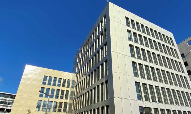 Bureau dans Lyon à louer - Photo du bâtiment - Image 3 de 10