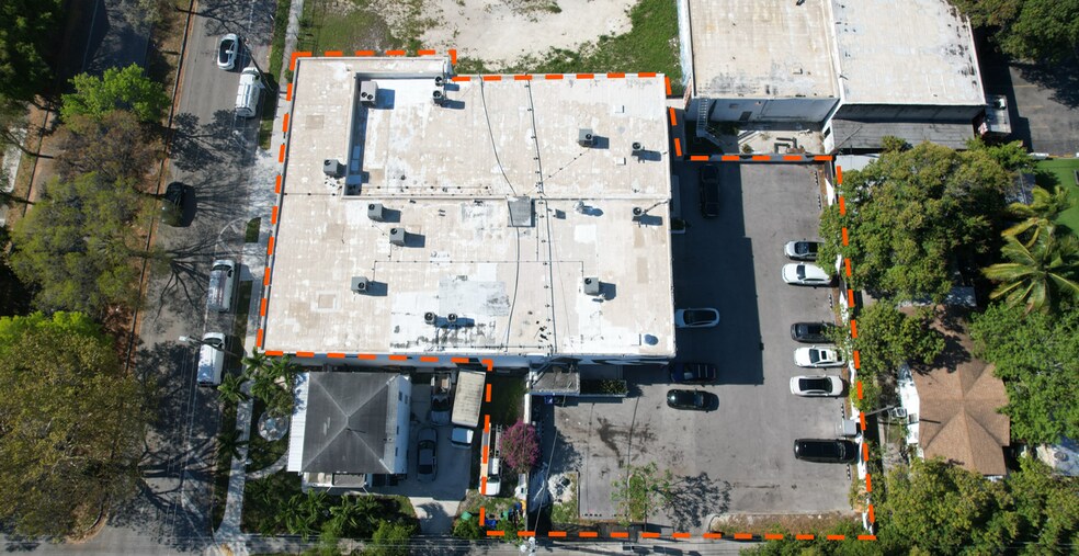 2920 NW 5th Ave, Miami, FL à vendre - Photo du bâtiment - Image 2 de 26