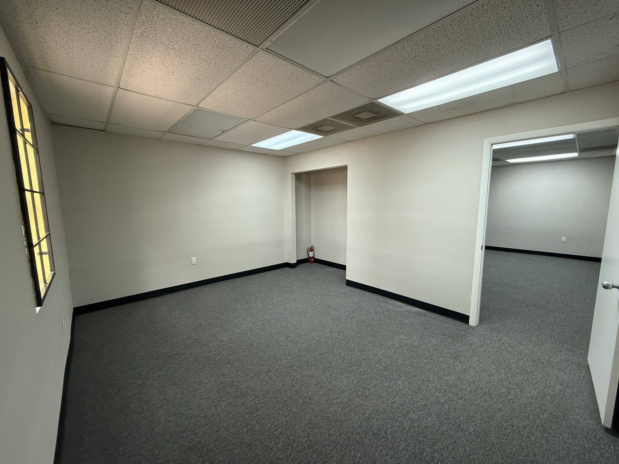 720-722 E Fletcher Ave, Tampa, FL for lease Interior Photo- Image 1 of 3