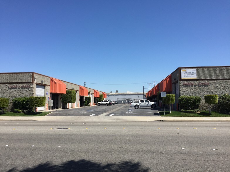 13966-13982 S Van Ness Ave, Gardena, CA à louer - Photo du bâtiment - Image 3 de 4