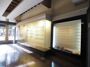 Retail in Granollers, Barcelona for lease Interior Photo- Image 2 of 14
