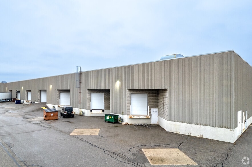 140 Snow Blvd, Vaughan, ON for lease - Building Photo - Image 3 of 3