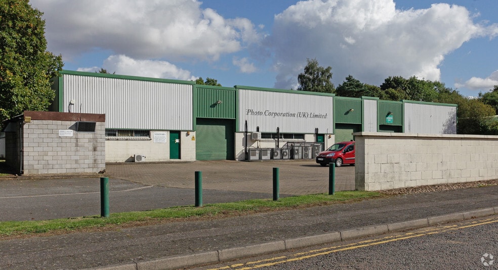 18-19 Gallowhill Rd, Northampton for lease - Primary Photo - Image 1 of 13