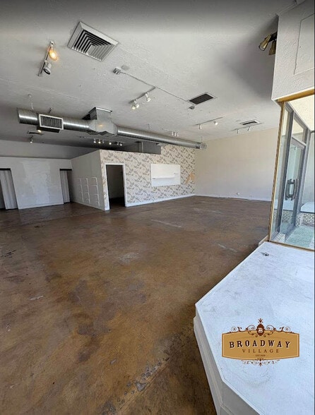 3000-3048 E Broadway Blvd, Tucson, AZ for lease - Interior Photo - Image 2 of 5