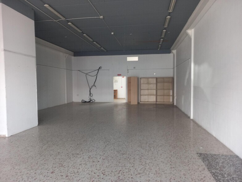 Industrial in Elche for lease - Interior Photo - Image 3 of 16
