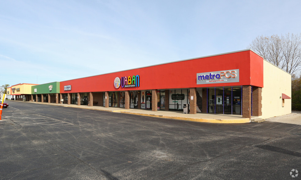 1502-1508 N Cunningham Ave, Urbana, IL for lease - Primary Photo - Image 1 of 5