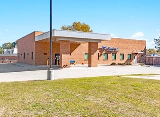 Plus de détails pour 1010 S Spruce St, Vivian, LA - Bureau à vendre