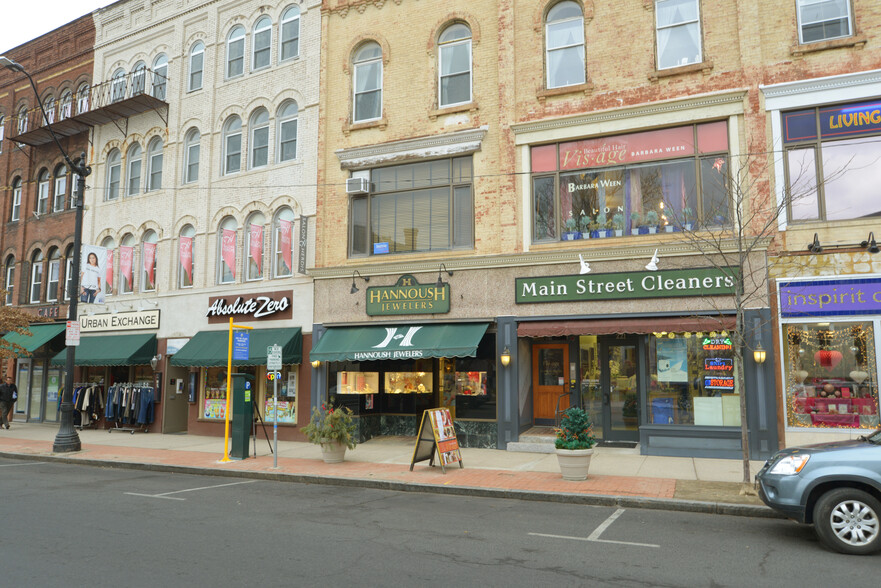 227 Main St, Northampton, MA à vendre - Photo du bâtiment - Image 1 de 1