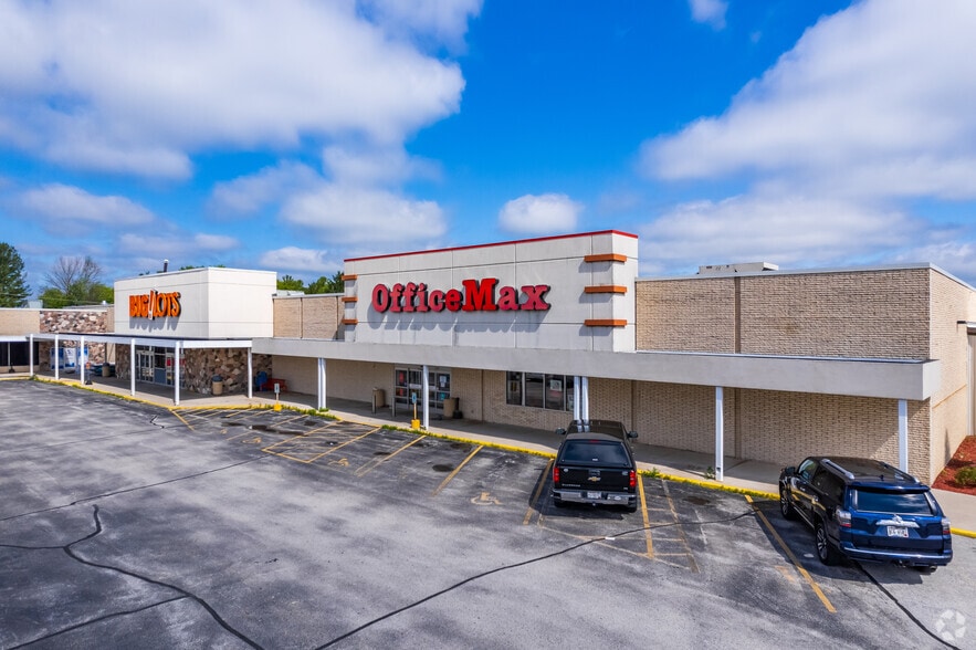 3424-3506 Kohler Memorial Dr, Sheboygan, WI à louer - Photo du bâtiment - Image 2 de 9