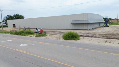 1028 N Mosley St, Wichita, KS for lease Building Photo- Image 2 of 7