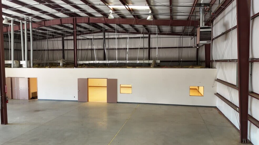 4901 Rockaway Blvd NE, Rio Rancho, NM à louer - Vidéo sur l’inscription commerciale - Image 3 de 5