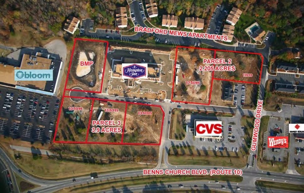 Rt. 10 & Gumwood Dr, Smithfield, VA à vendre Aérien- Image 1 de 2