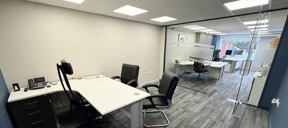 1 Nottingham Rd, Beeston for lease - Interior Photo - Image 2 of 4