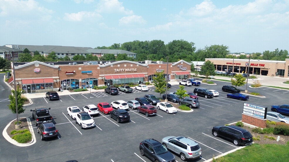 632 S Weber Rd, Romeoville, IL for lease - Building Photo - Image 1 of 9