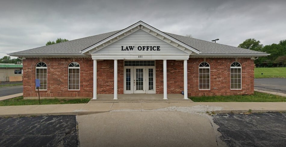 401 Foxwood Dr, Raymore, MO à vendre Photo du bâtiment- Image 1 de 13