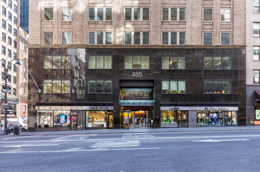 485 Madison Ave, New York, NY for lease - Building Photo - Image 2 of 5