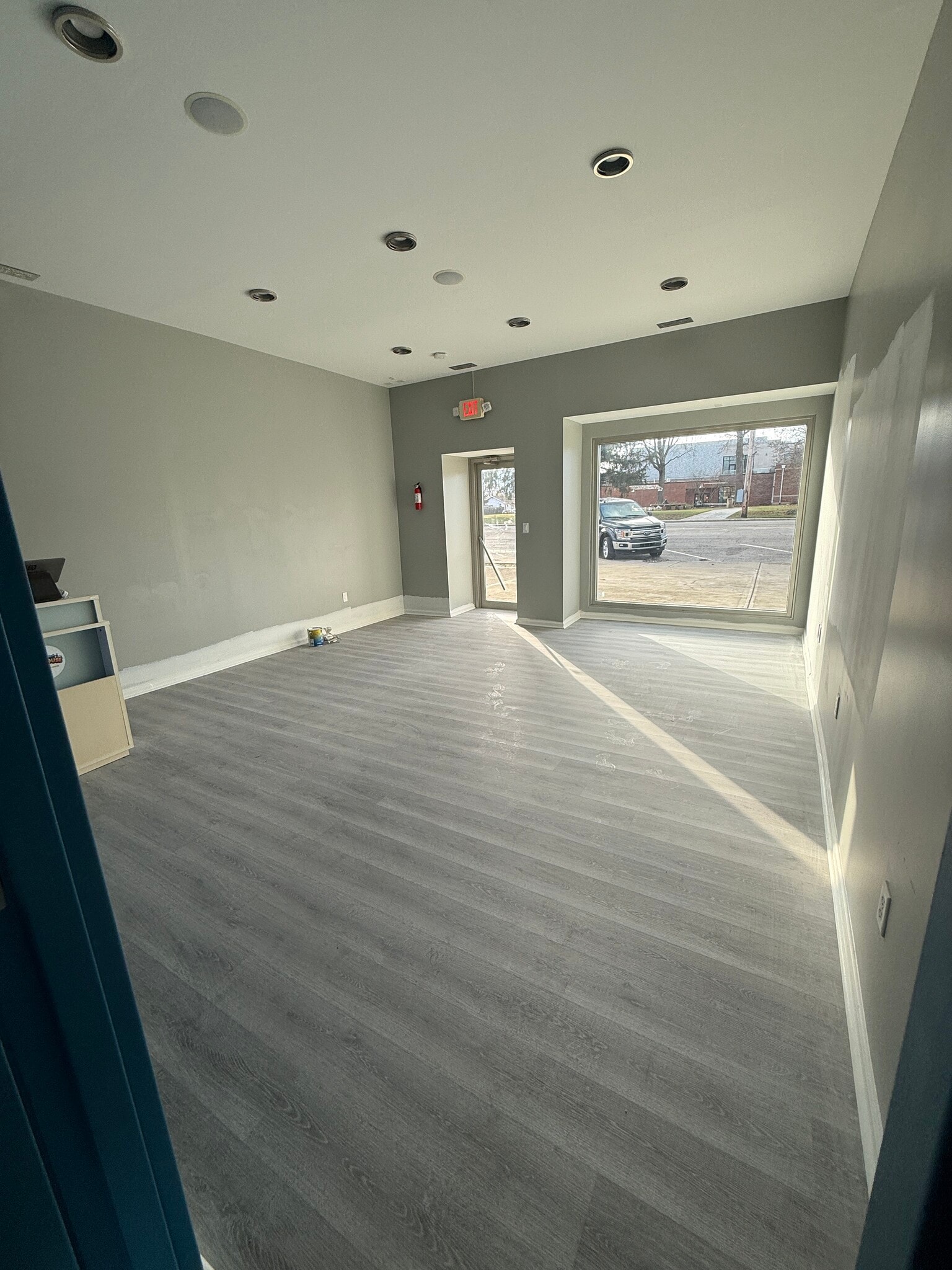 5324-5326 W 16th St, Indianapolis, IN for lease Interior Photo- Image 1 of 4