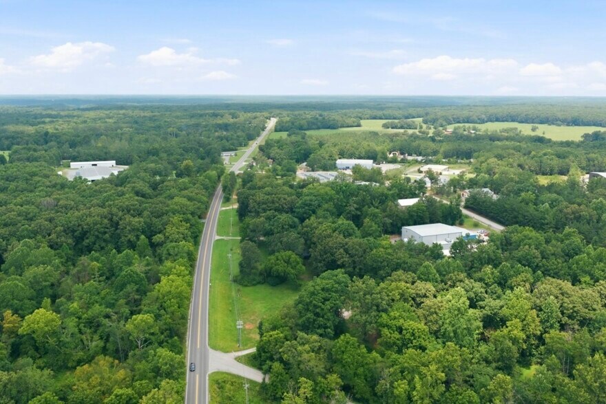 1284 Highway 96 N, Fairview, TN à vendre - Photo du bâtiment - Image 3 de 9